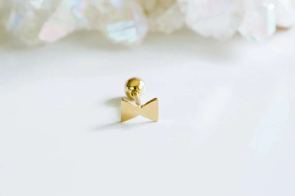 14k Gold Solid Cubic Ribbon Barbell Ear Stud Piercing