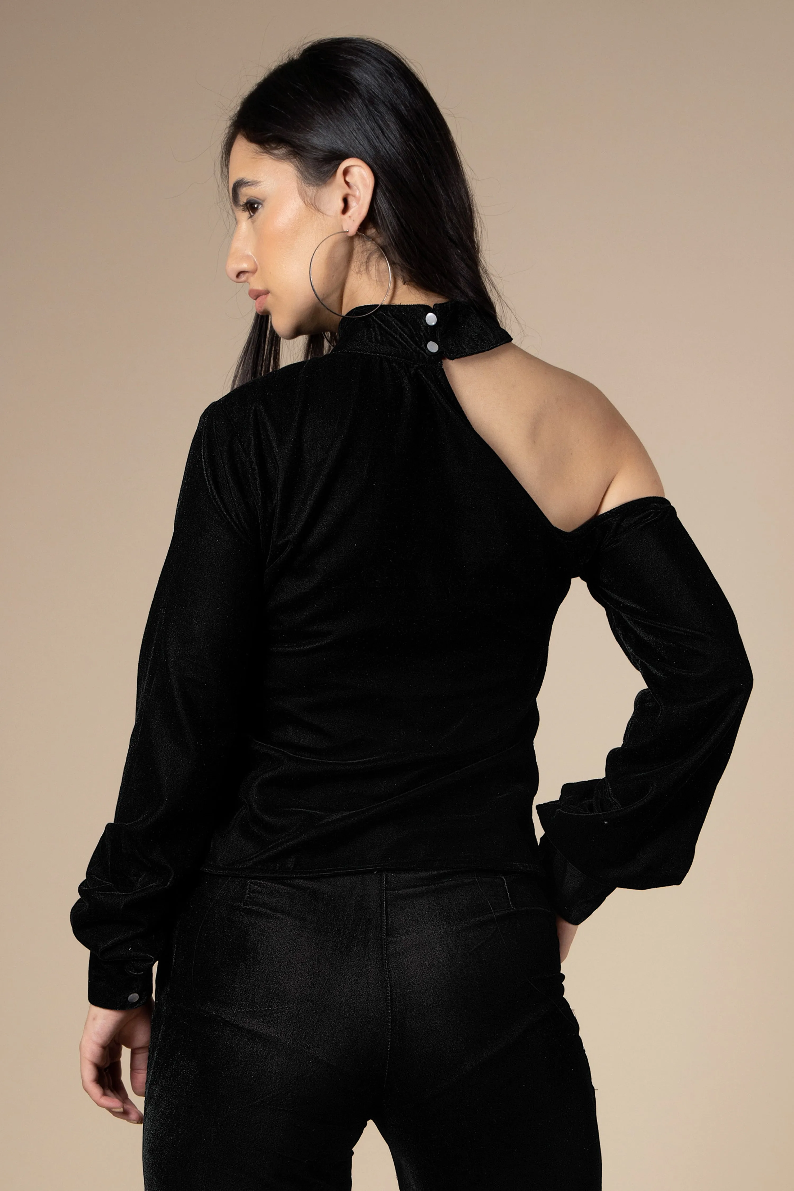 Black Off Shoulder Velvet Top For Women