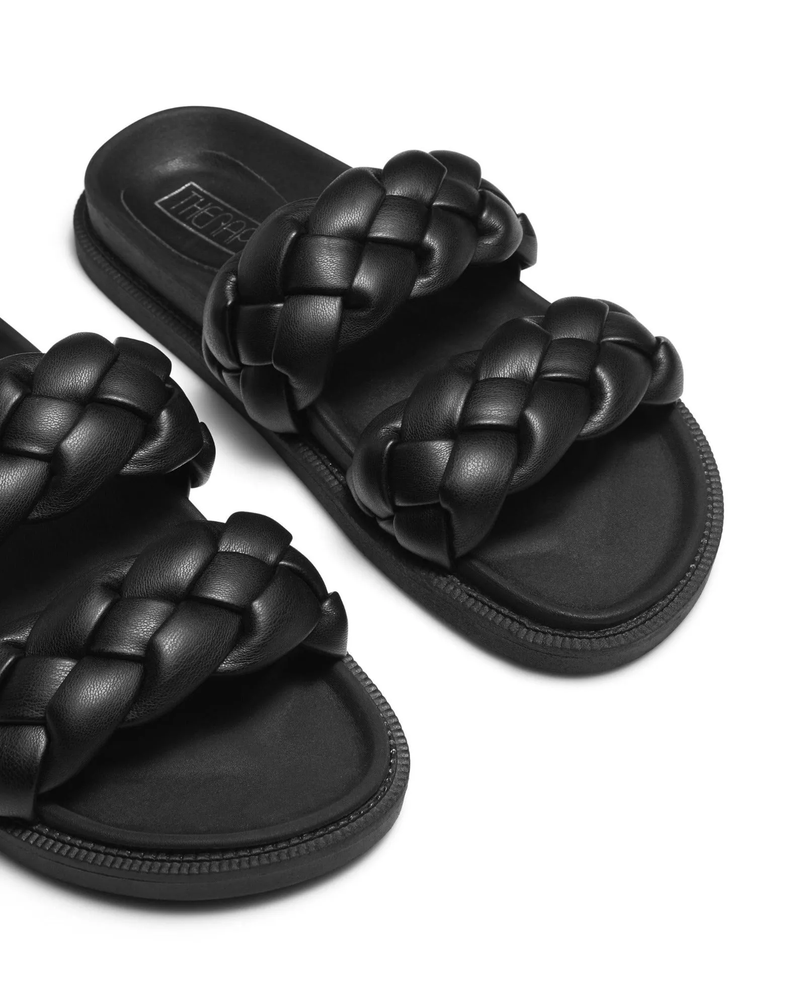 Elle Flat Sandal Black