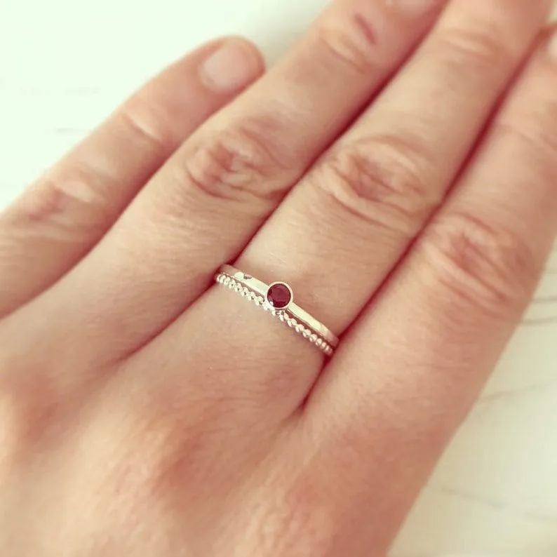 Garnet ring sterling silver,January birthstone,Handmade Jewelry,Gift for her