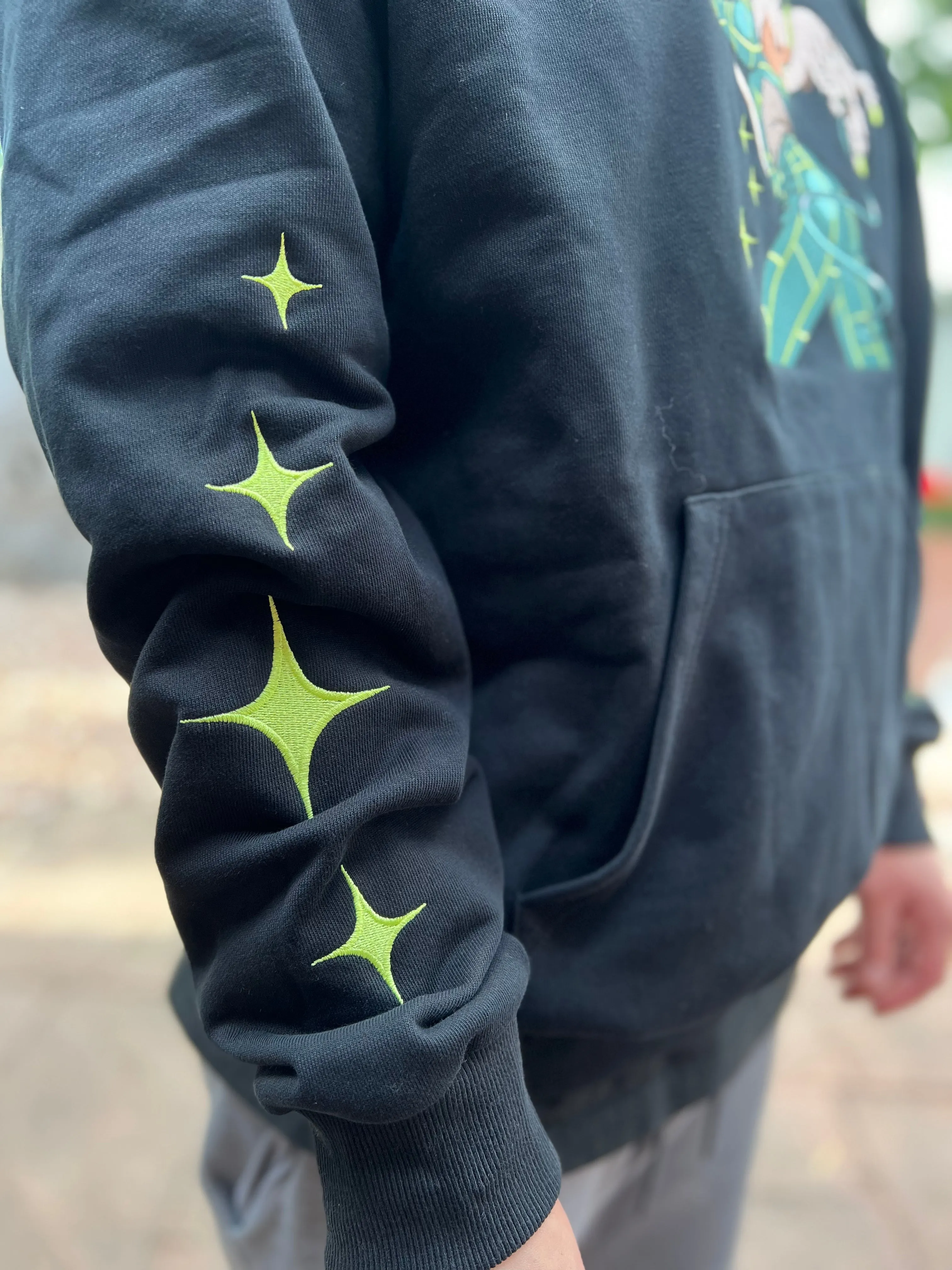 JOLYNE CUJOH EMBROIDERED HOODIE [BROKEN BOND]