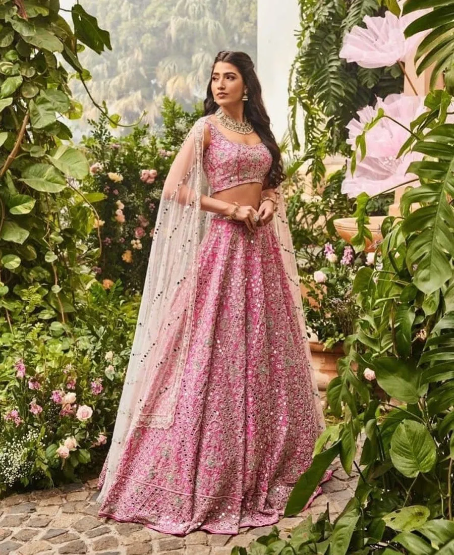 KARWACHAUTH-BOLLYWOOD-GEORGETTE-LEHENGA-CHOLI