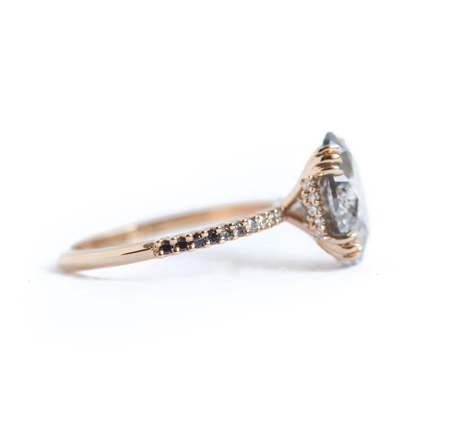 Kayla Oval Salt And Pepper Diamond Ring