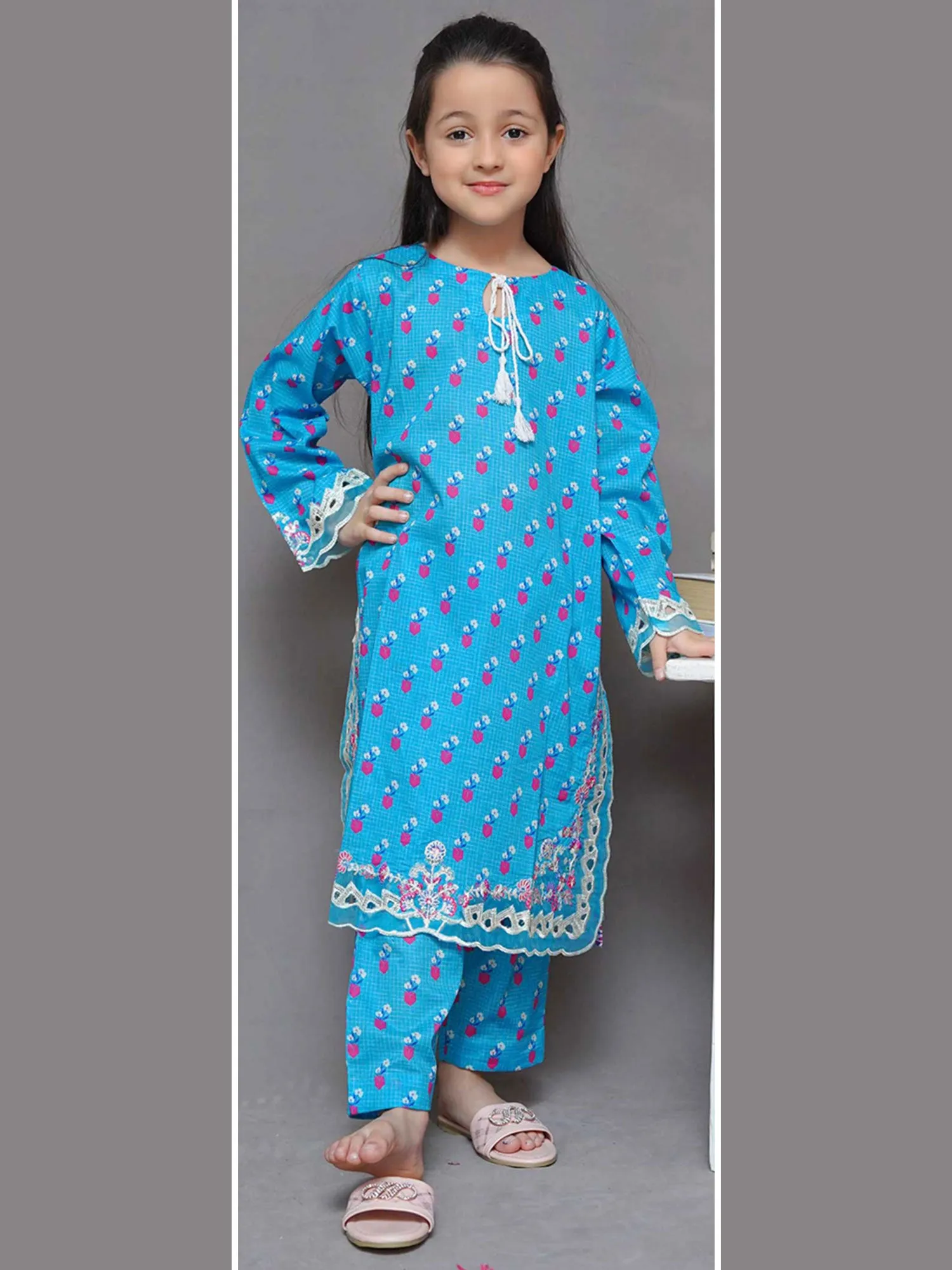 Kids Turquoise Embroidered Lawn 2-Piece Suit