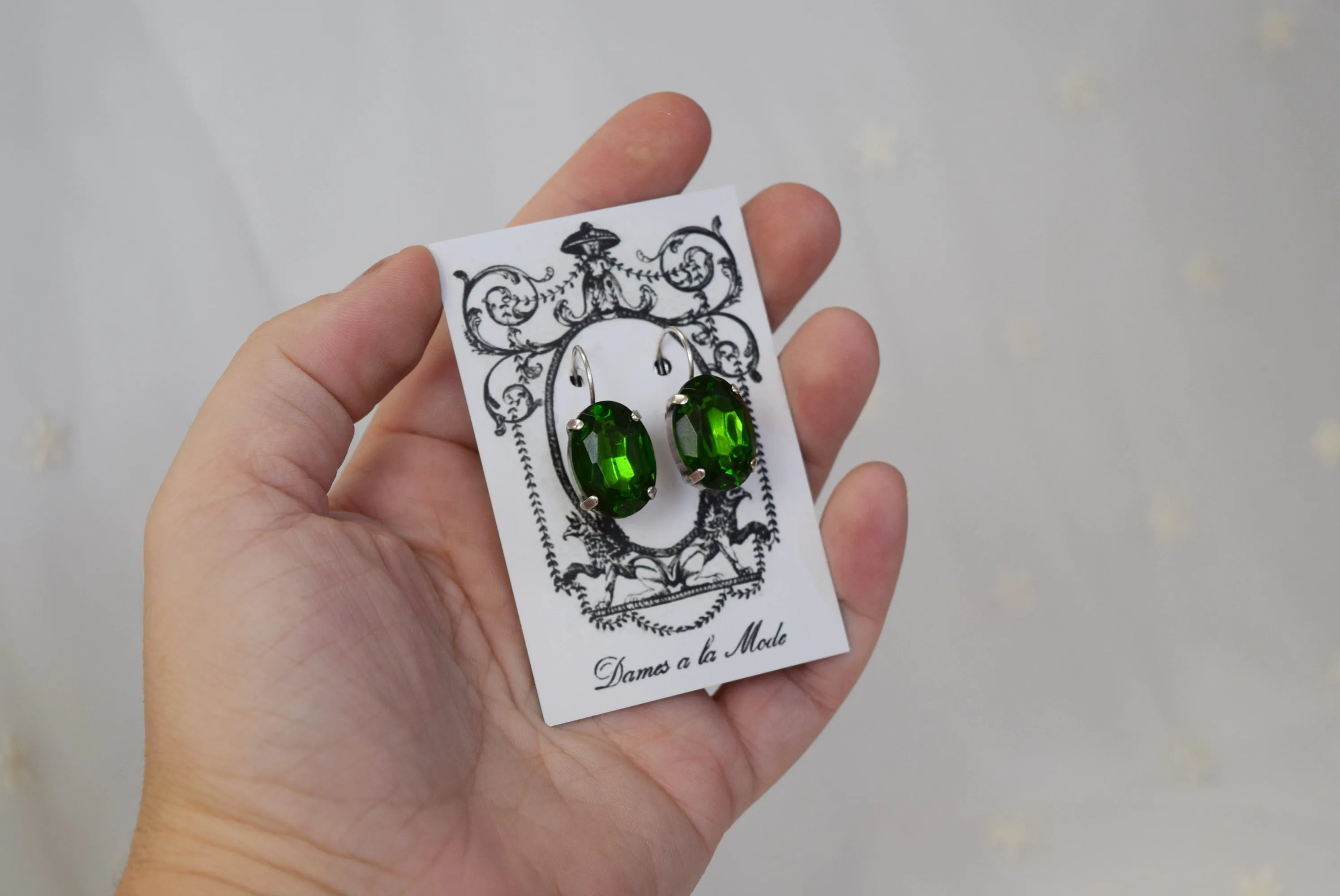 Leafy Green Crystal Earrings - Large Oval