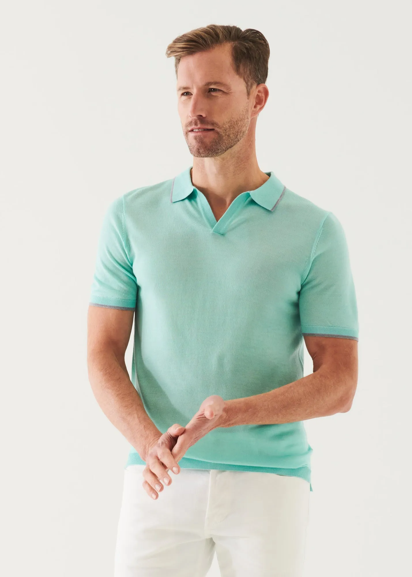 LIGHTWEIGHT MERINO BLEND OPEN POLO