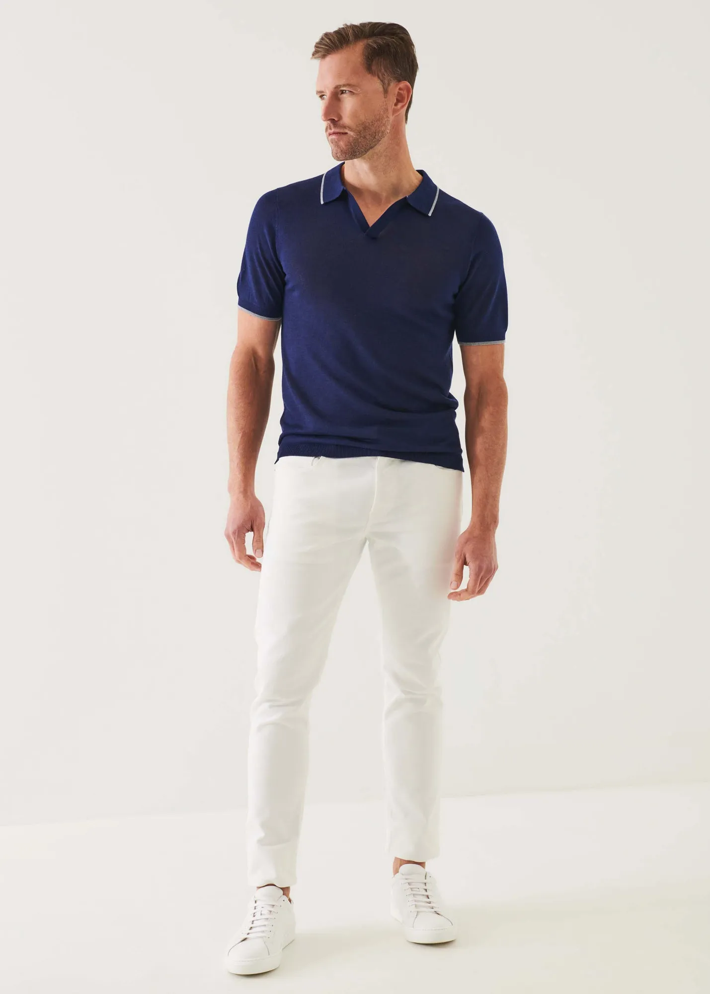 LIGHTWEIGHT MERINO BLEND OPEN POLO