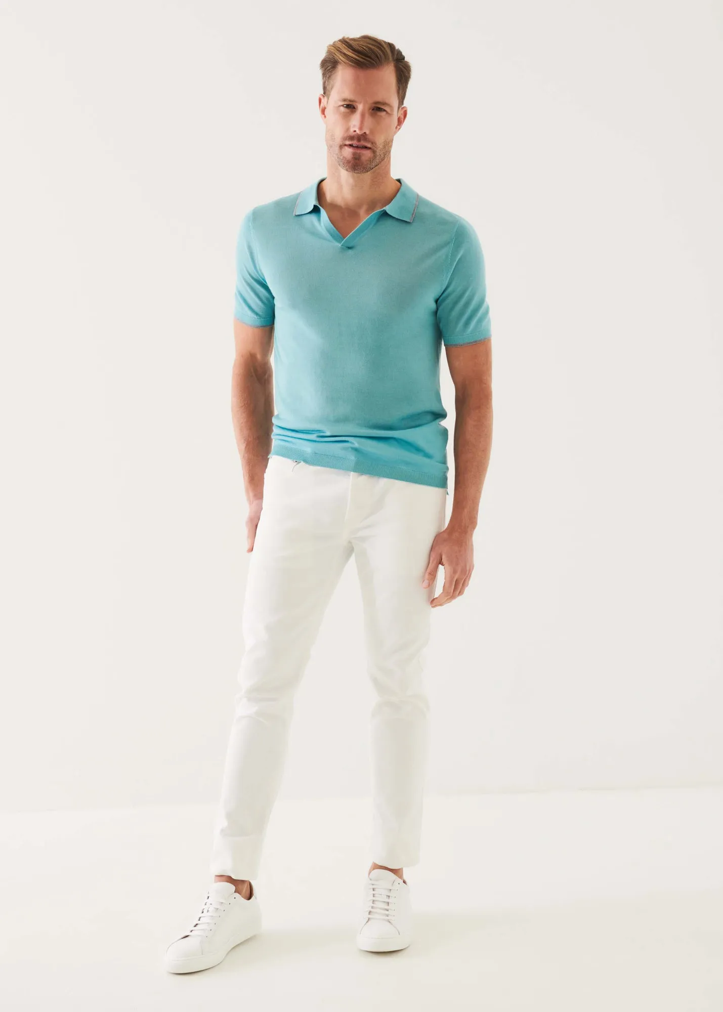 LIGHTWEIGHT MERINO BLEND OPEN POLO