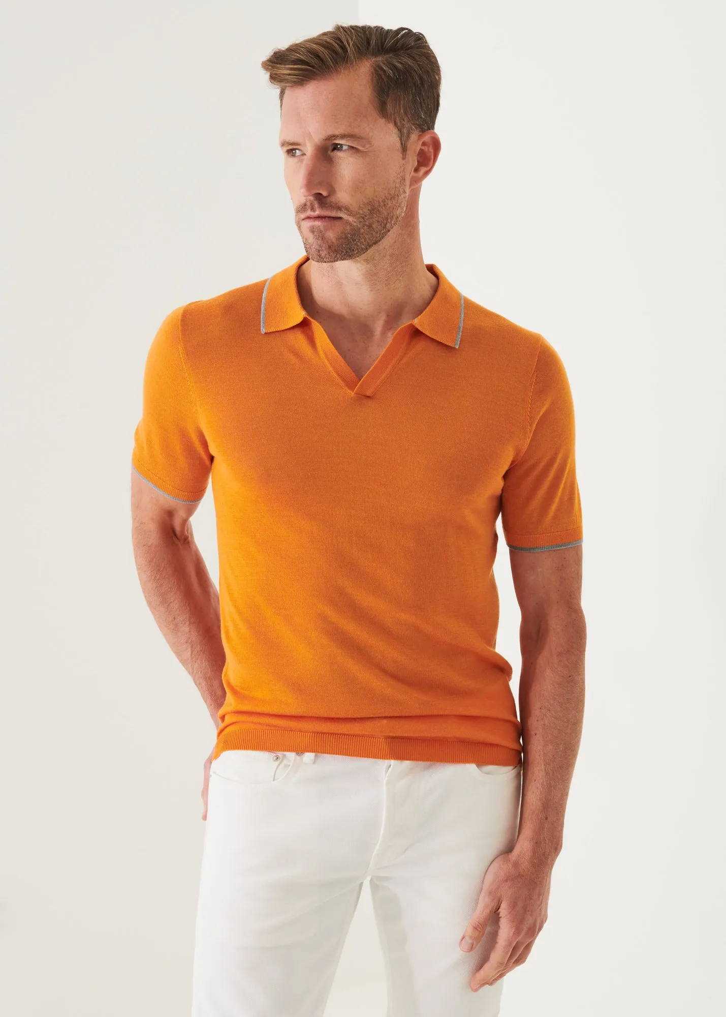 LIGHTWEIGHT MERINO BLEND OPEN POLO