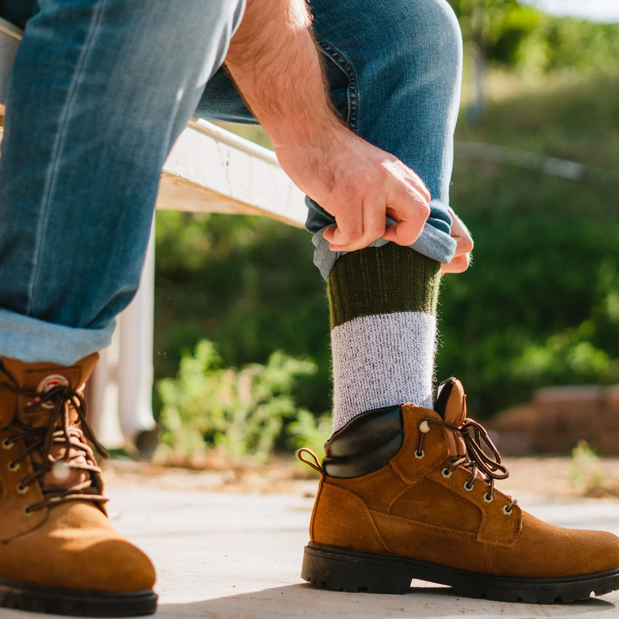 Men's Wick Dry Outlander Heavyweight Mid-Calf Boot & Field Sock - 2 Pack