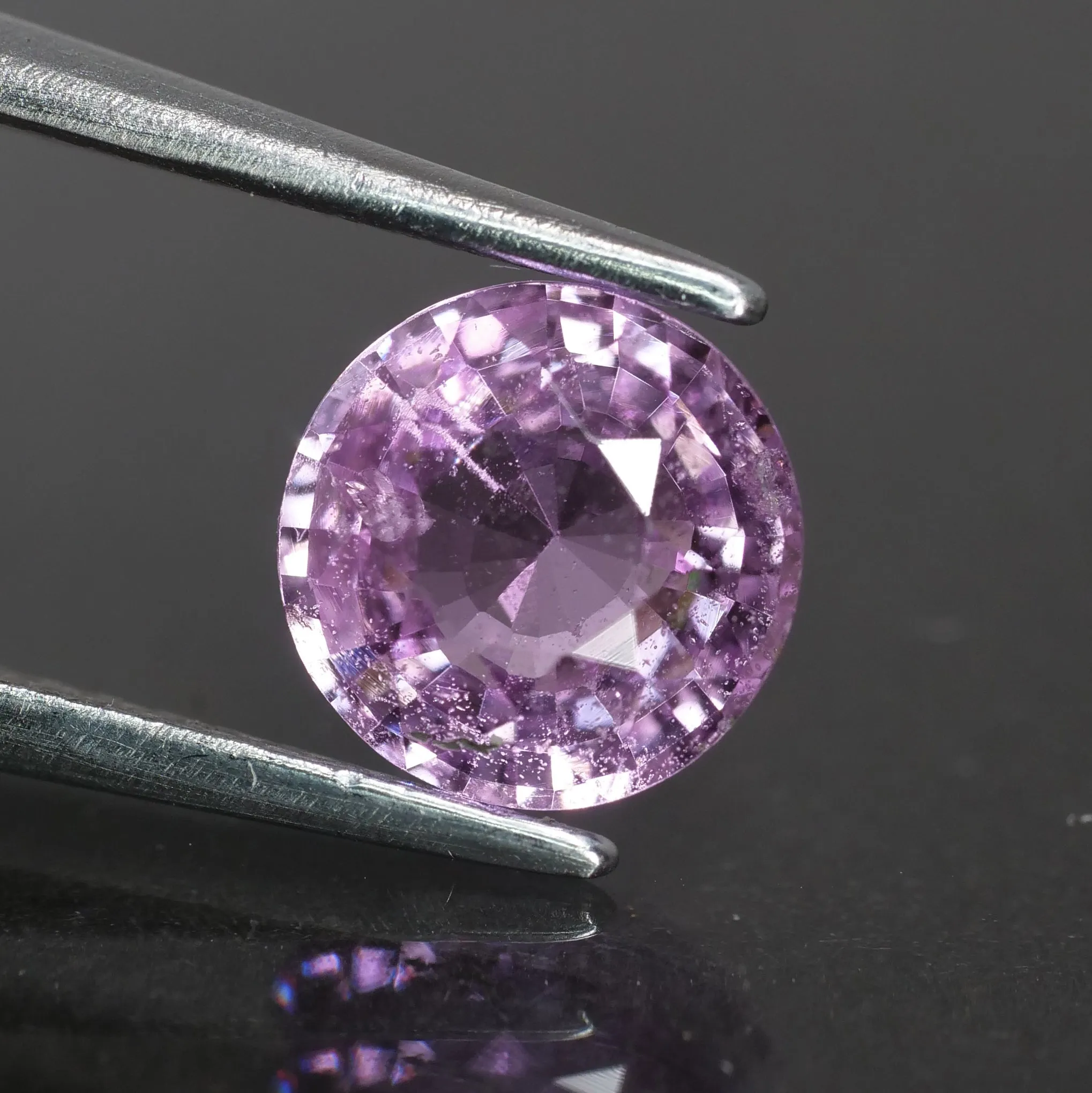 Pink Sapphire | IGI certified | natural, round cut *6.5 mm, SI , 1.21ct