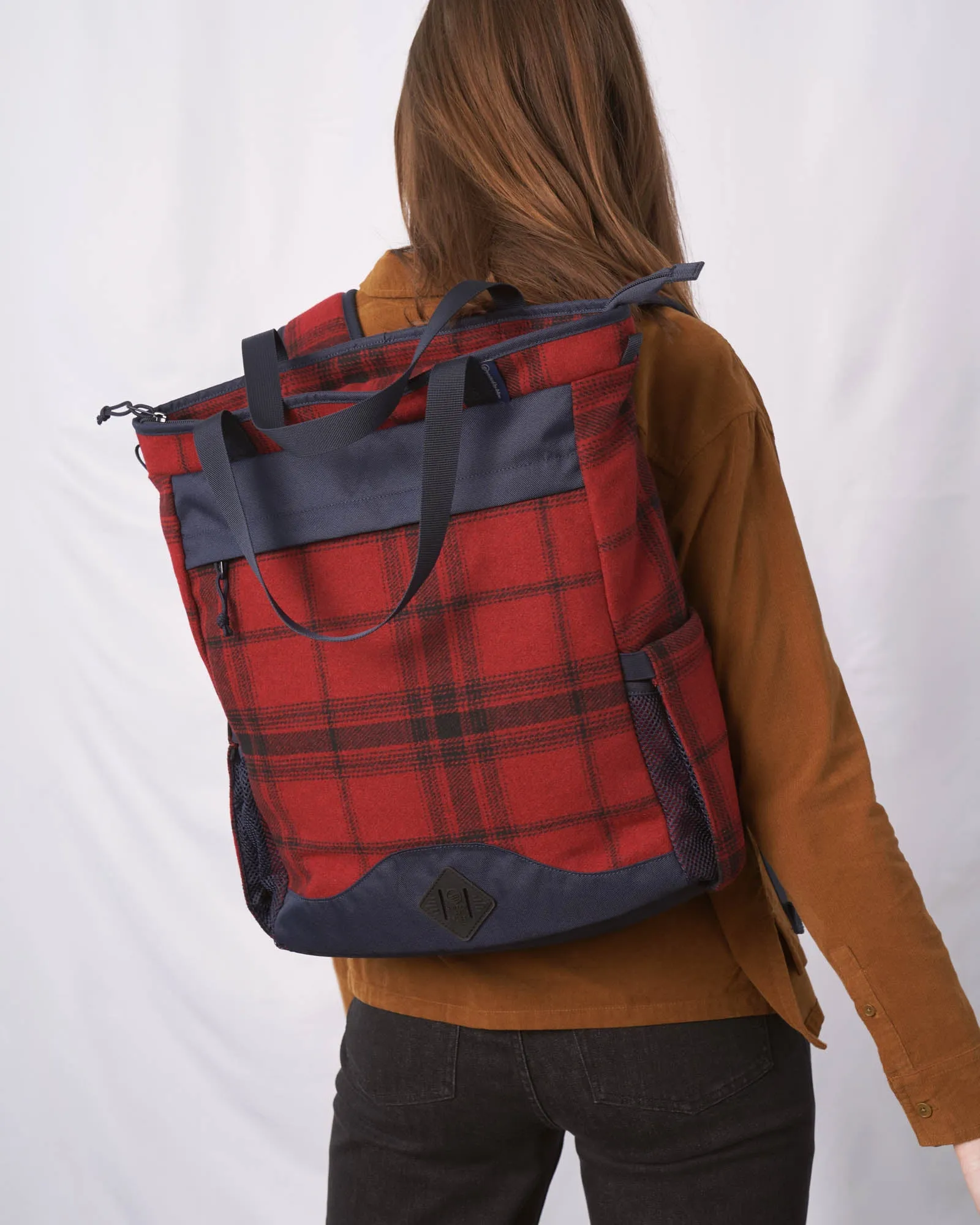 Recycled Wool 25L Convertible Carryall