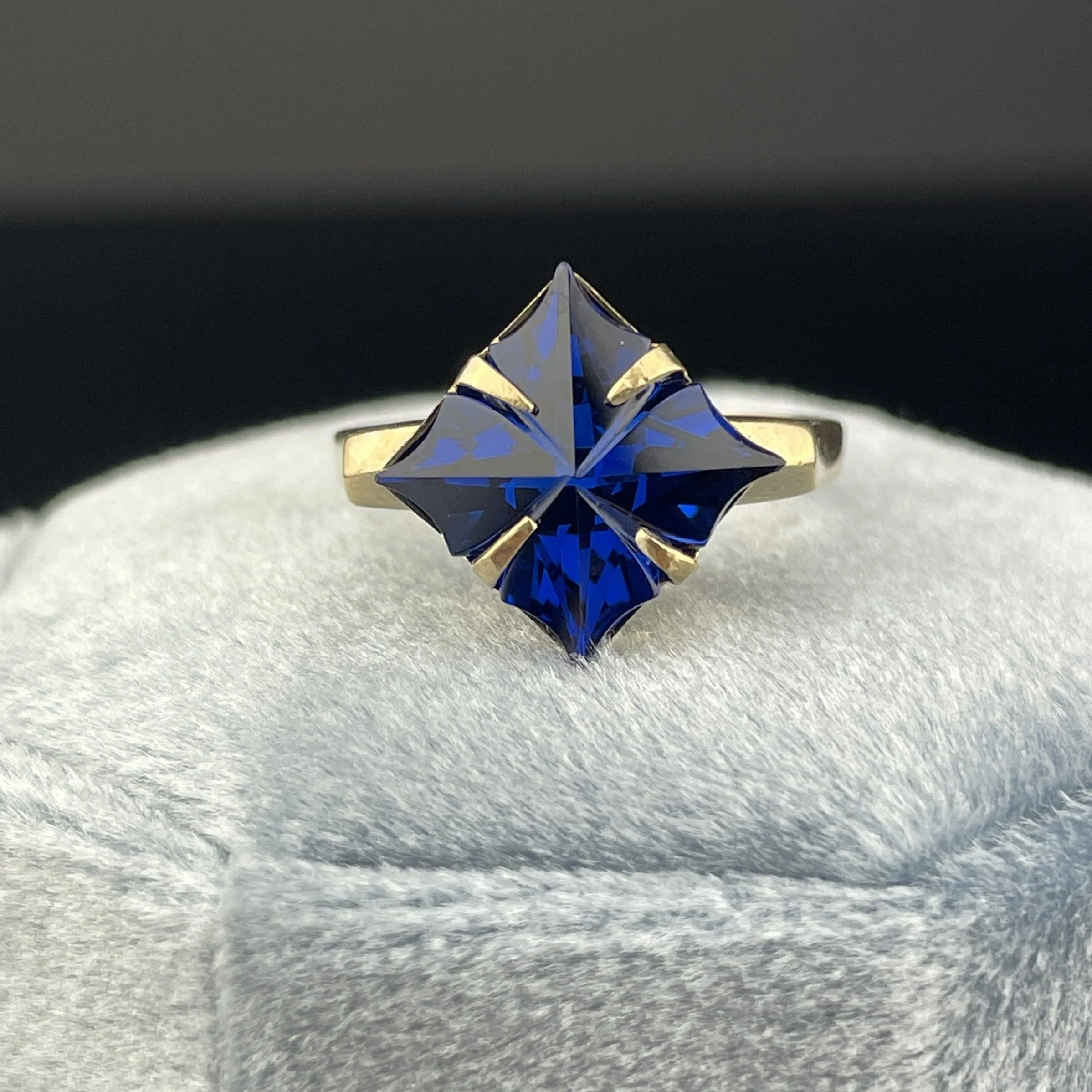 Vintage 10K Gold Specialty Cut Synthetic Sapphire Ring, Sz 4 3/4