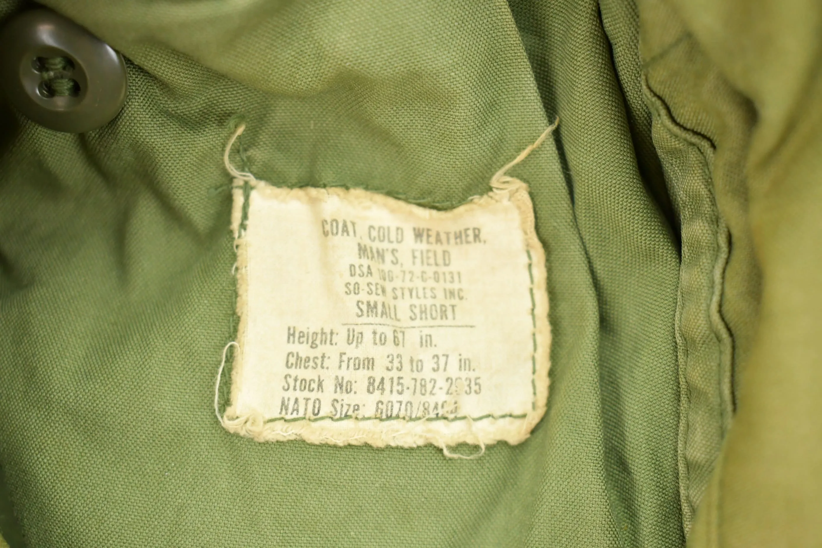 Vintage 1972 Military US Army Field Jacket / Button Up Jacket / US Army Green / Vintage Army / Streetwear Fashion / Army Jacket